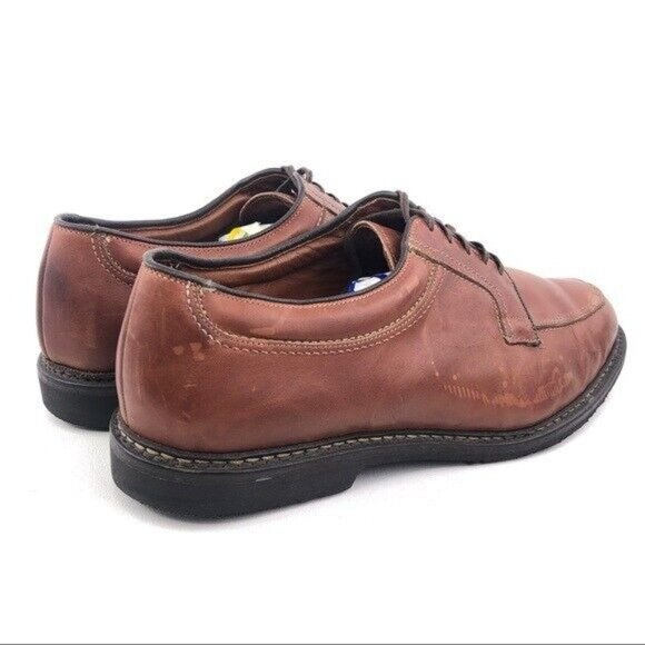 Allen Edmonds Wilbert Moc Toe Oxfords 14 E main image 5